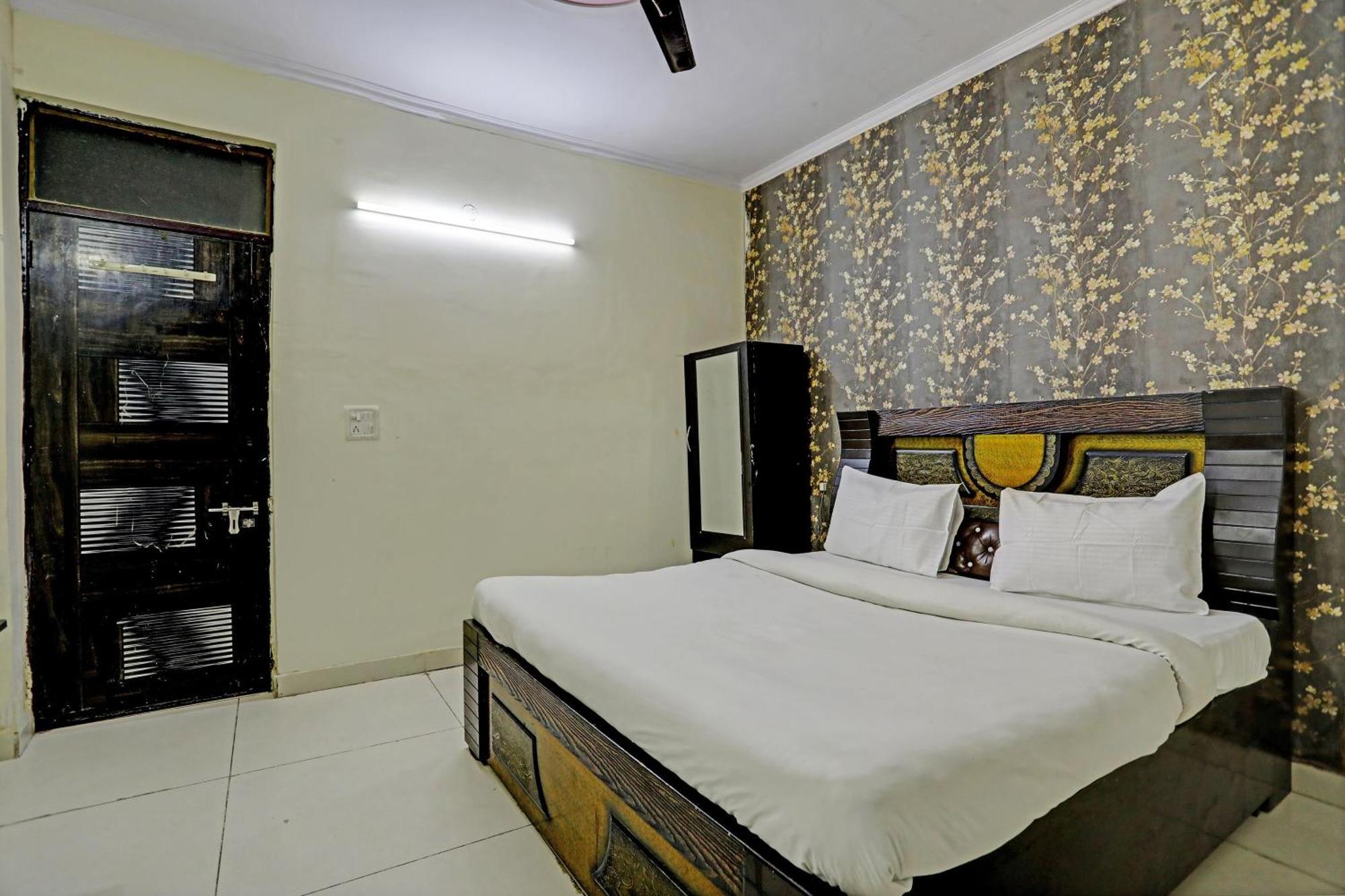 Hotel The Golden Valley 3*