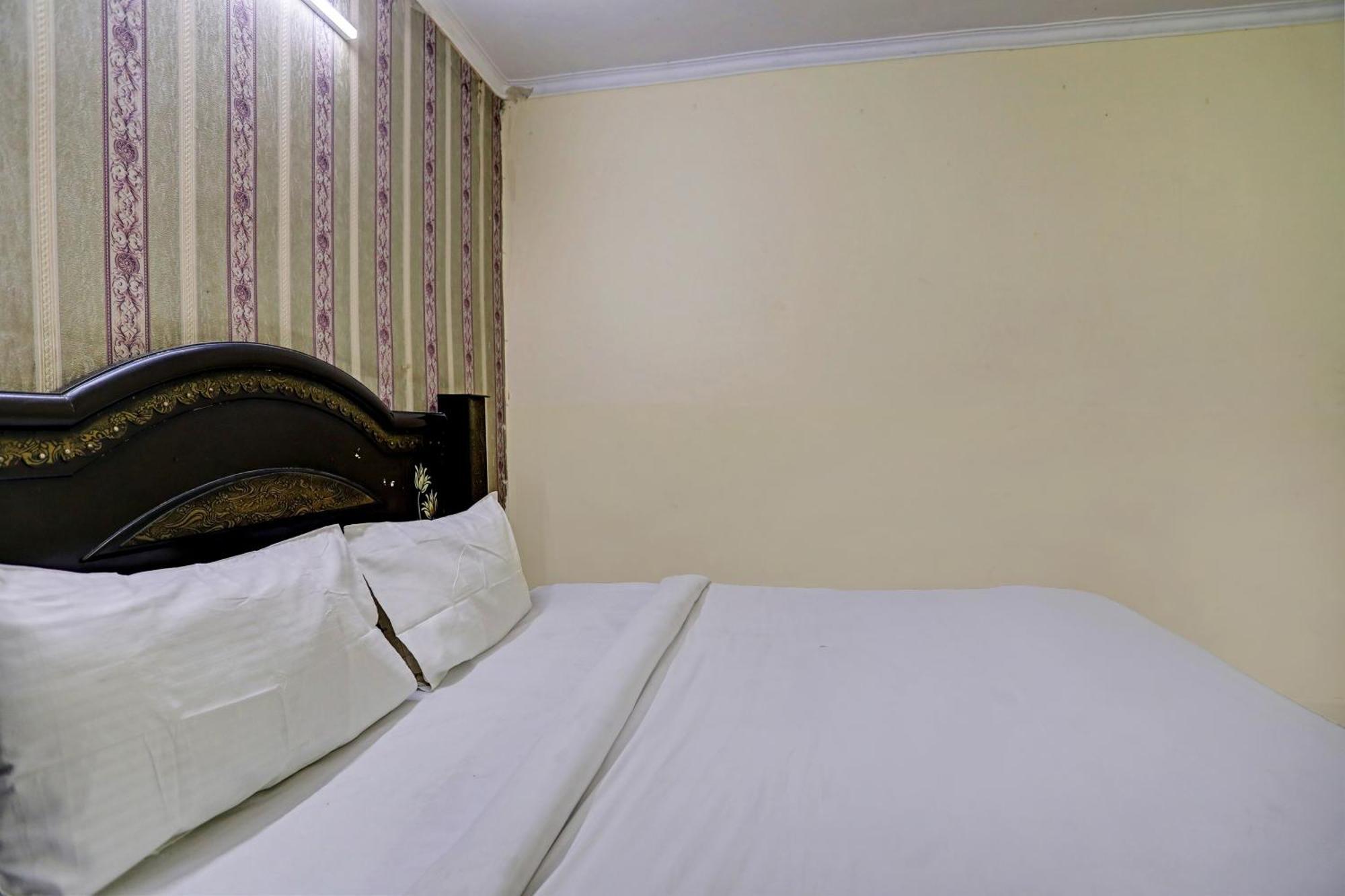 Hotel The Golden Valley Delhi (National Capital Territory of India)